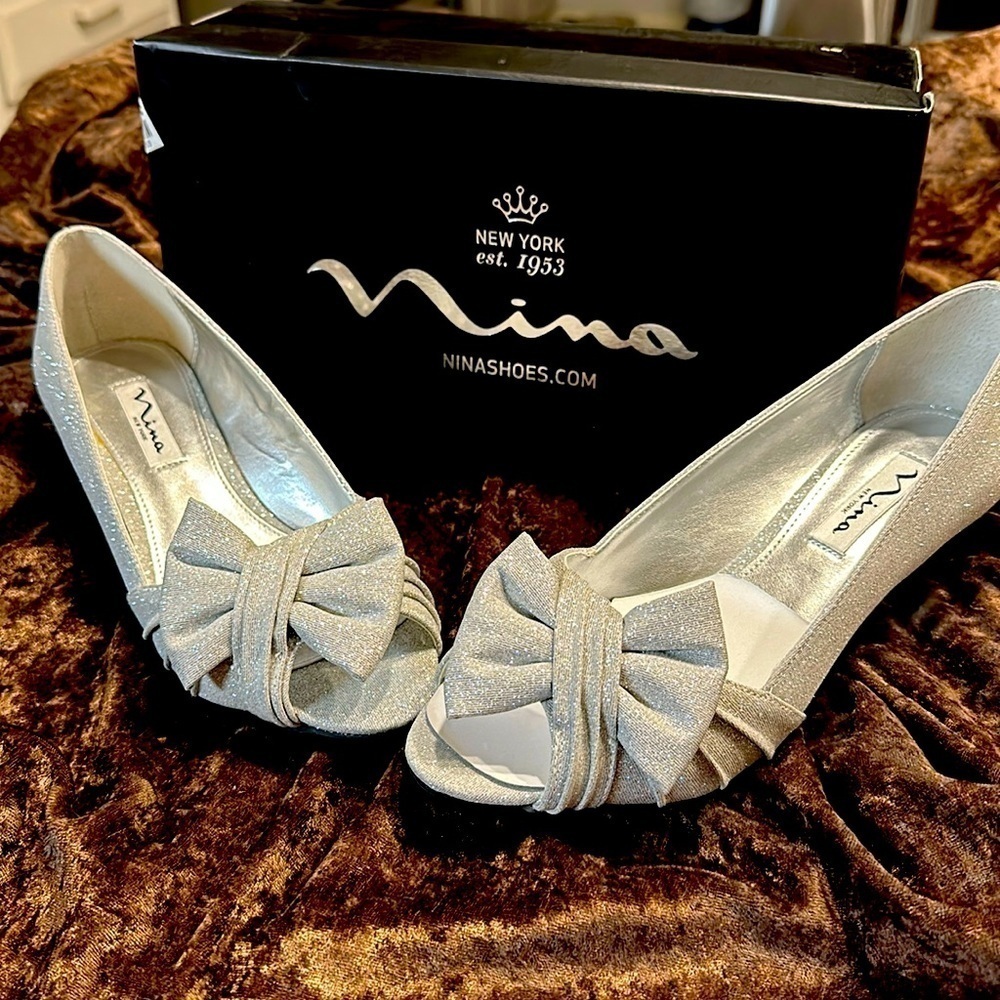 Nina Rio-yg Silver Glittera size 8M